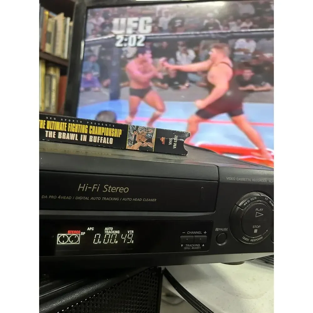 SONY SLV-660HF 4 HEAD HI-FI STEREO VHS VCR RECORDER PLAYER NO REMOTE For Parts